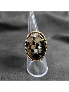 Sarah Coventry Gold Fleck Glass Ring Adjustable Statement Vintage 70s